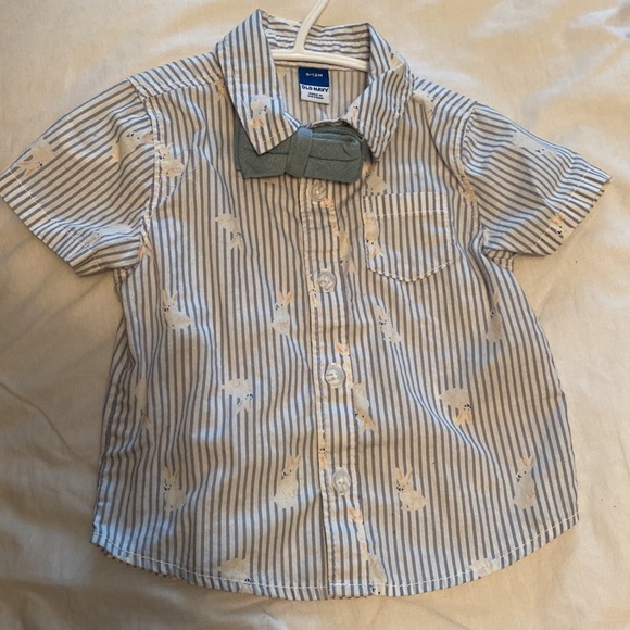 Button up with bow tie - Picture 4 of 5